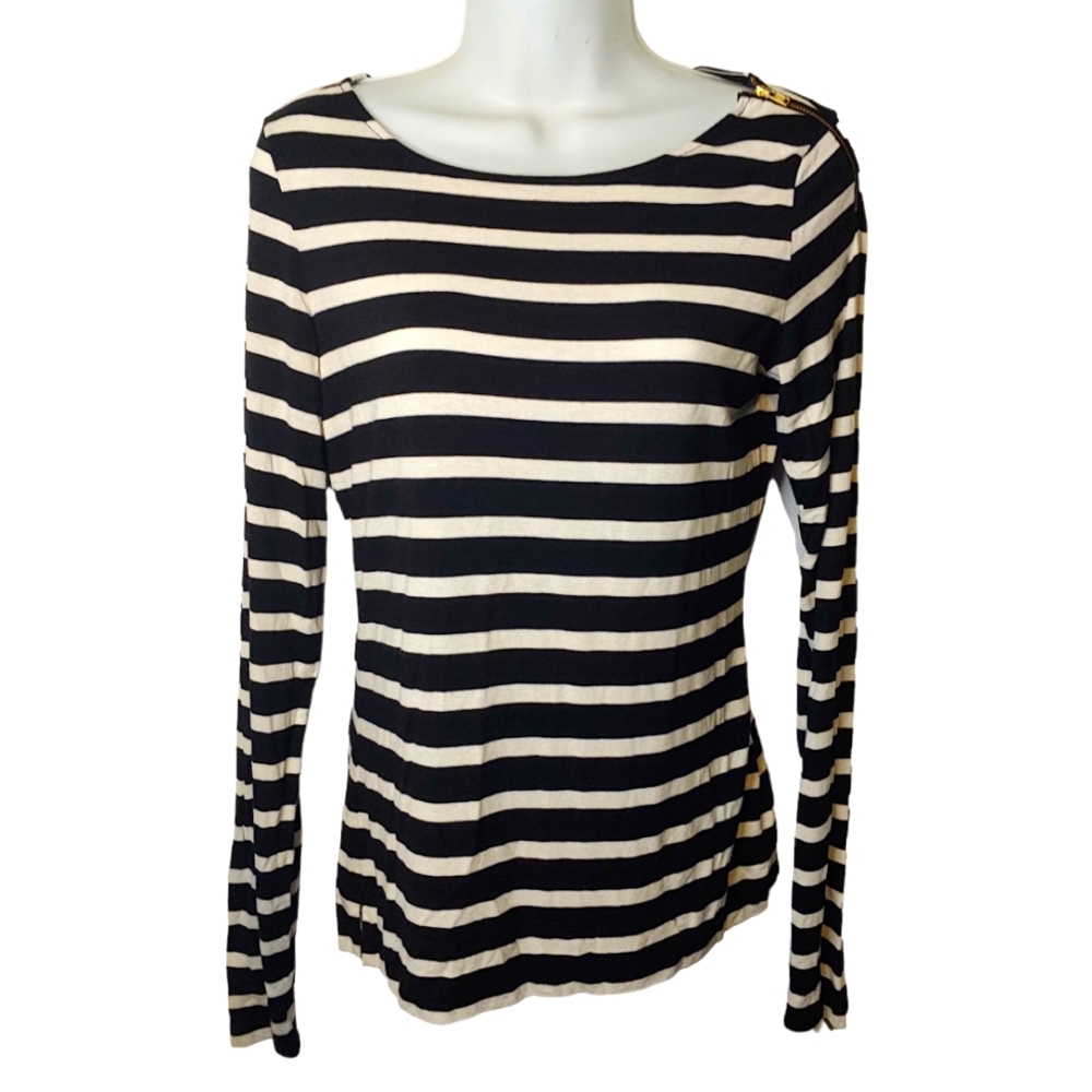 The Limited Black & White size xs Gold Zipper on shoulder long sleevee